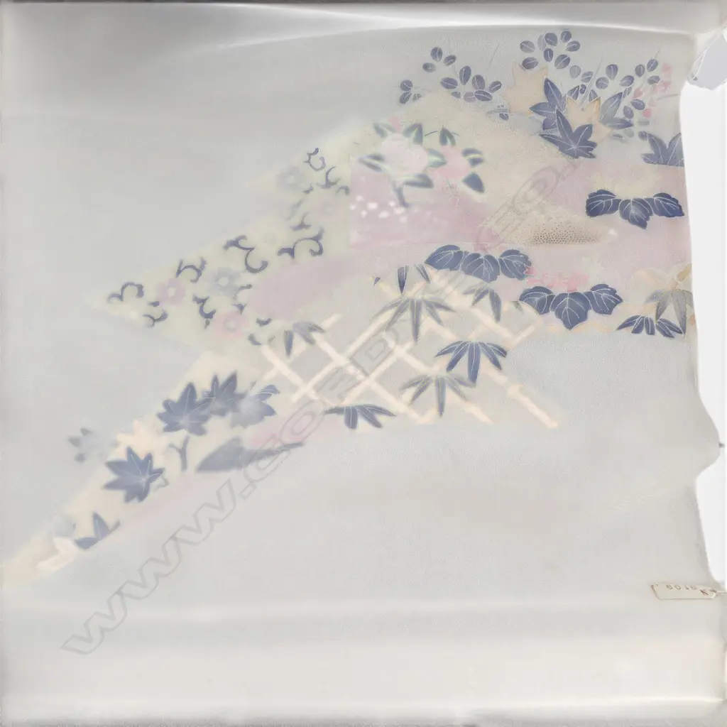 Unused 1980's NISHIJIN TEXTILE (Kyoto) JAPANESE leaf pattern on mauve SILK ROLL. L.12m. W.360mm. New old stock Image 1++