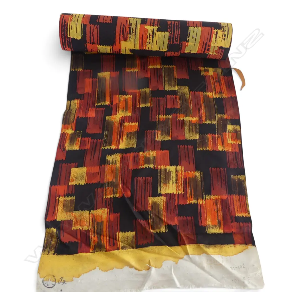 Unused 1980's NISHIJIN TEXTILE (Kyoto) JAPANESE leaf pattern on mauve SILK ROLL. L.12m. W.360mm. New old stock Image 1++