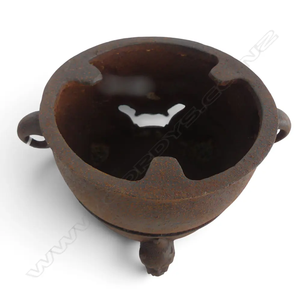 CHINESE CAST IRON TEA BRAZIER H.130mm Image 1++