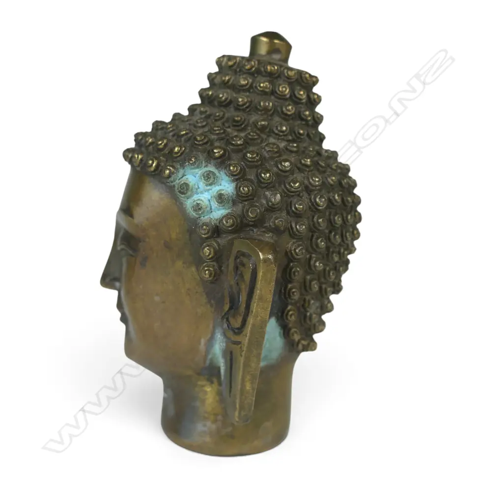 EAST ASIAN CAST BRASS MEDITATIVE BUDDHA HEAD WITH SNAIL CURL HAIR, FLORAL STAMP UNDER,SOME OXIDATION, 100 X 30MM Image 1++