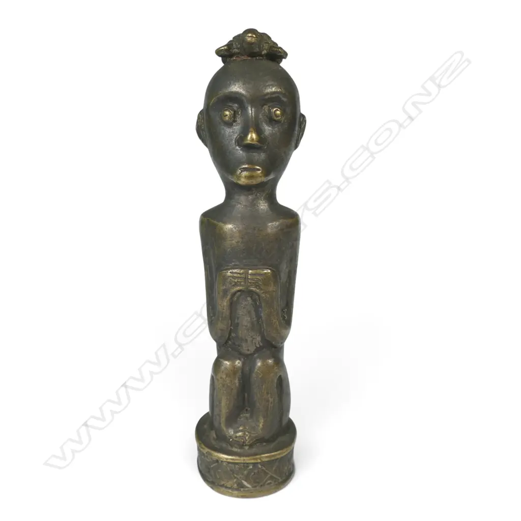 WEST AFRICAN METAL ANCESTOR FIGURE WITH LIZARD (SPIRIT MESSENGER) & TURTLE ON HEAD (SYMBOLE OF WISDOM) H.150MM Image 1++
