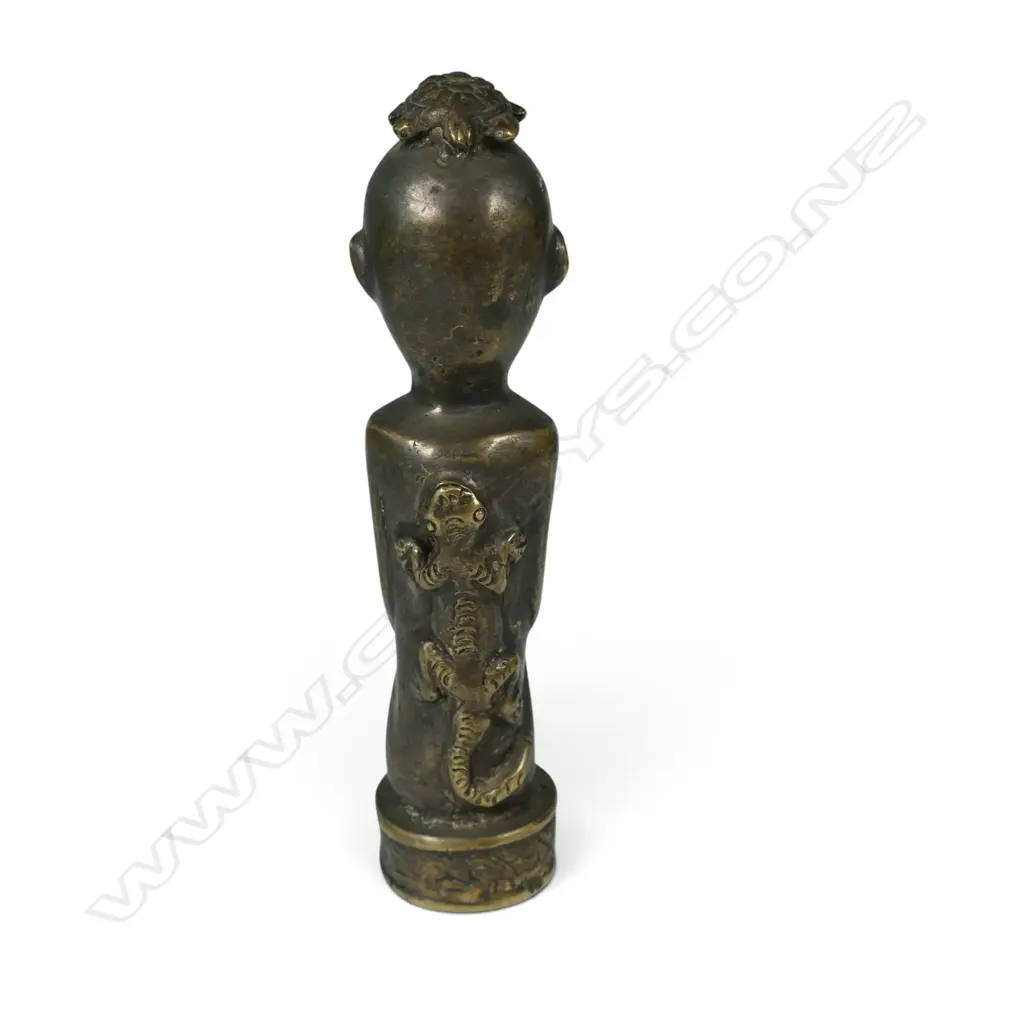 WEST AFRICAN METAL ANCESTOR FIGURE WITH LIZARD (SPIRIT MESSENGER) & TURTLE ON HEAD (SYMBOLE OF WISDOM) H.150MM Image 1++