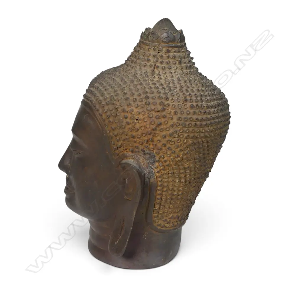 KHMER STYLE DARK BRONZE BUDDHA HEAD WITH TRADITIONAL FINE CURLED HAIR DETAILS, SLIGHT AGED BROWNISH PATINA, 220 X 90MM Image 1++