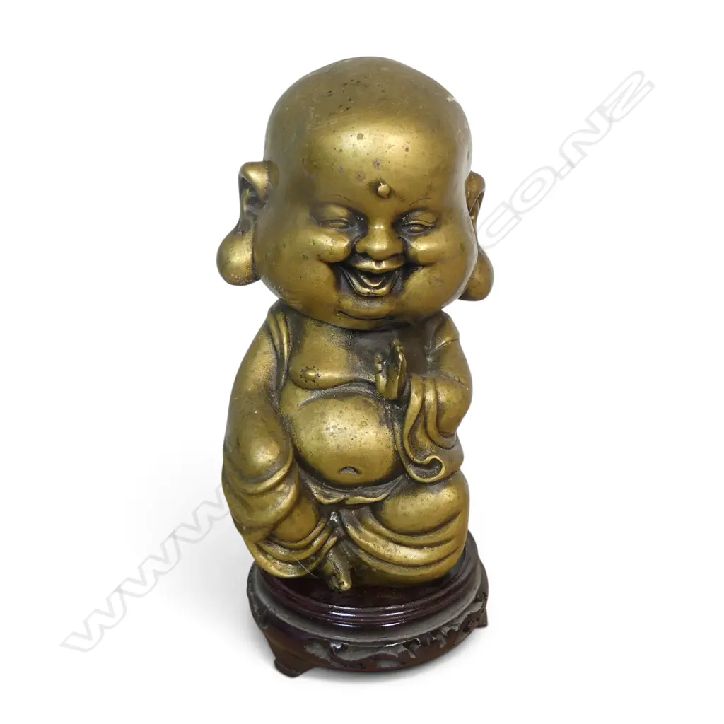 CAST BRASS LAUGHING BUDDHA (BUDAI) ON A WOODEN BASE, SYMBOLE OF HAPINESS & GOOD FORTUNE, H.220MM Image 1++