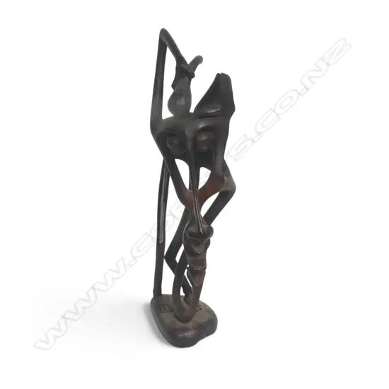 EAST AFRICAN DARK WOOD CARVING SCULPTURE OF SPIRIT w ABSTRACT & ELONGATED FORMS, SIGNED BY THE ARTIST UNDER, 540 X 140MM