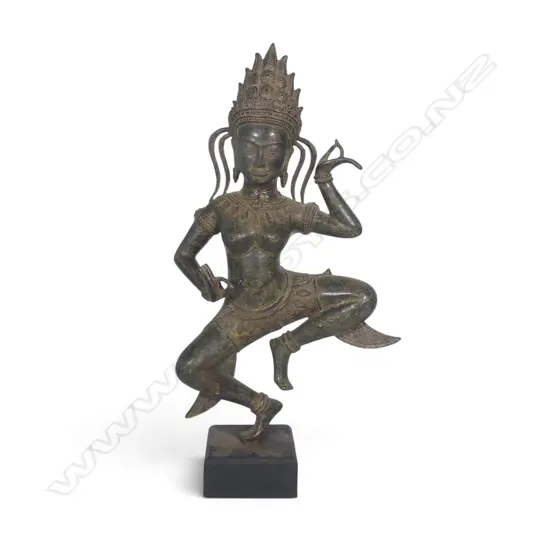 MONTED CAMBODIAN APSARA CELESTIAL DANCER BRONZE SCUPTURE WITH AGED DARK GREEN PATINA. H.500MM