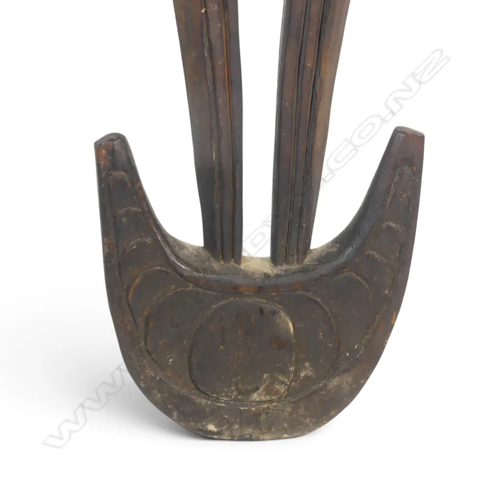 TRADITIONAL PNG CARVED DOUBLE SIDED SAMBAN (FOOD HOOK) FEATURING AN ANCESTOR FIGURE, 744 X 220MM Image 1++