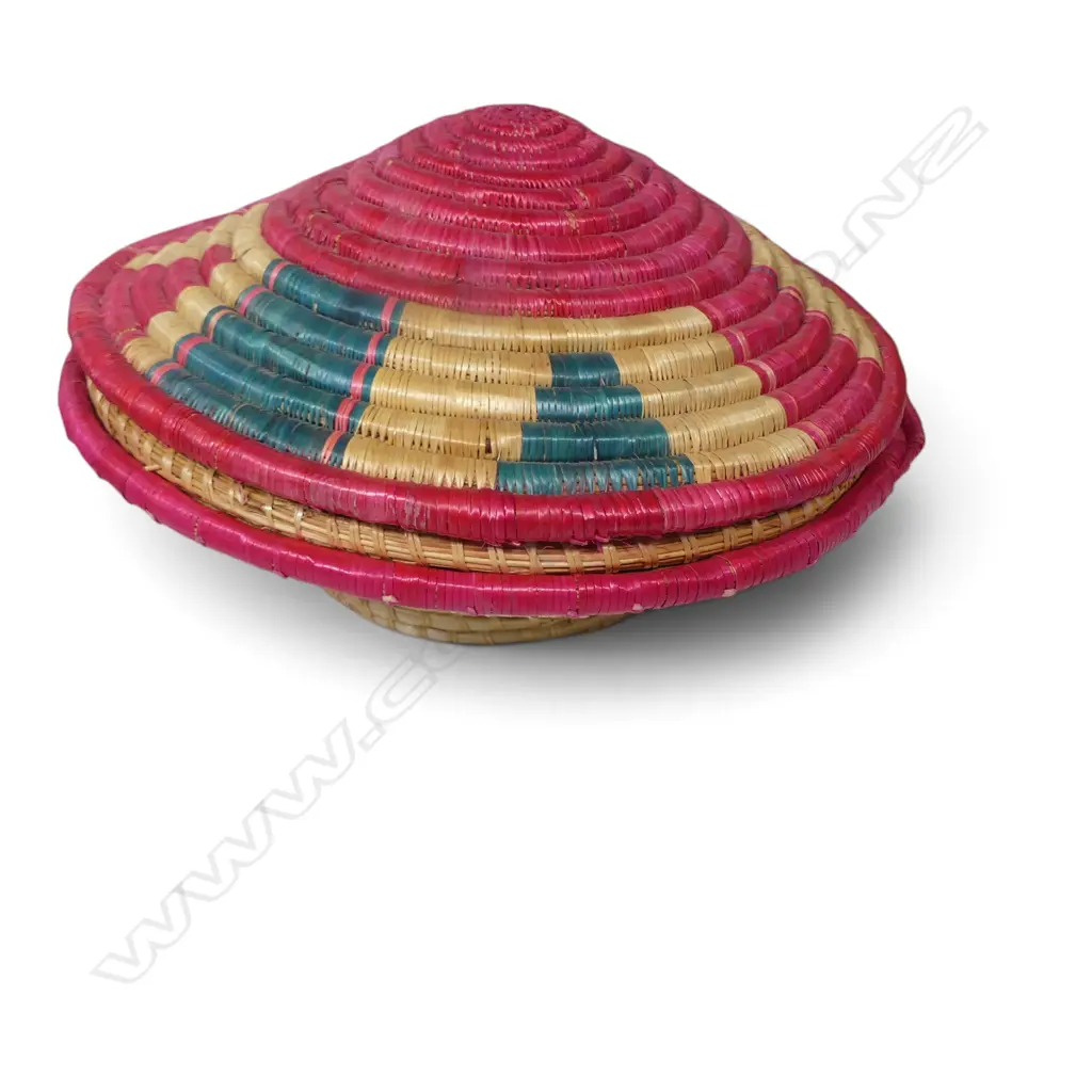 2 X COLORFUL HAND WOVEN PEDESTAL BASKETS ONE WITH CONIC LID. LARGST DIA. 300MM Image 1++