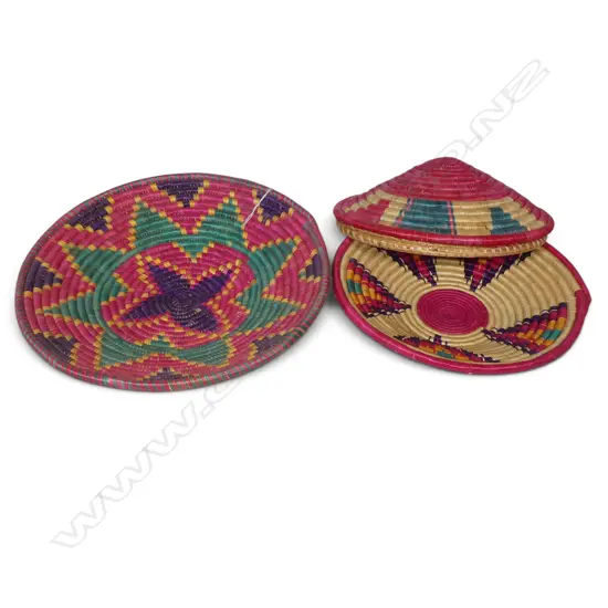 2 X COLORFUL HAND WOVEN PEDESTAL BASKETS ONE WITH CONIC LID. LARGST DIA. 300MM