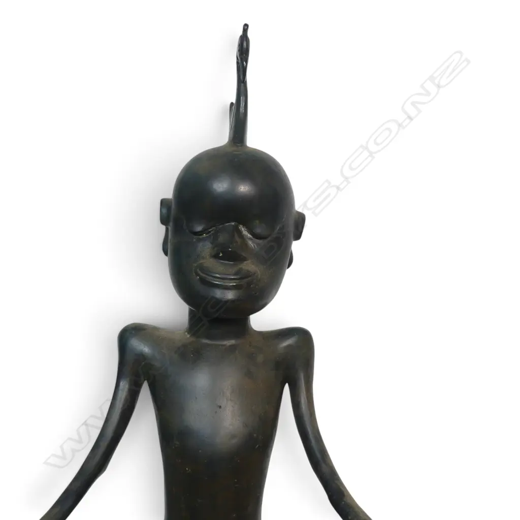 INDONESIAN STYLIZED BRONZE SCULPTURE OF A SEATED MAN (BORNEO), H.530MM Image 1++