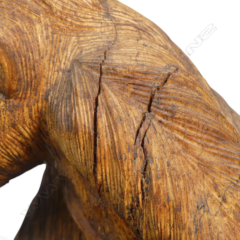FINELY CARVED EXPRESSIVE WOODEN MONKEY WITH GOOD PATINA, 2 CRACKS ON THE LEFT ARM DUE TO AGE. H.333MM Image 1++