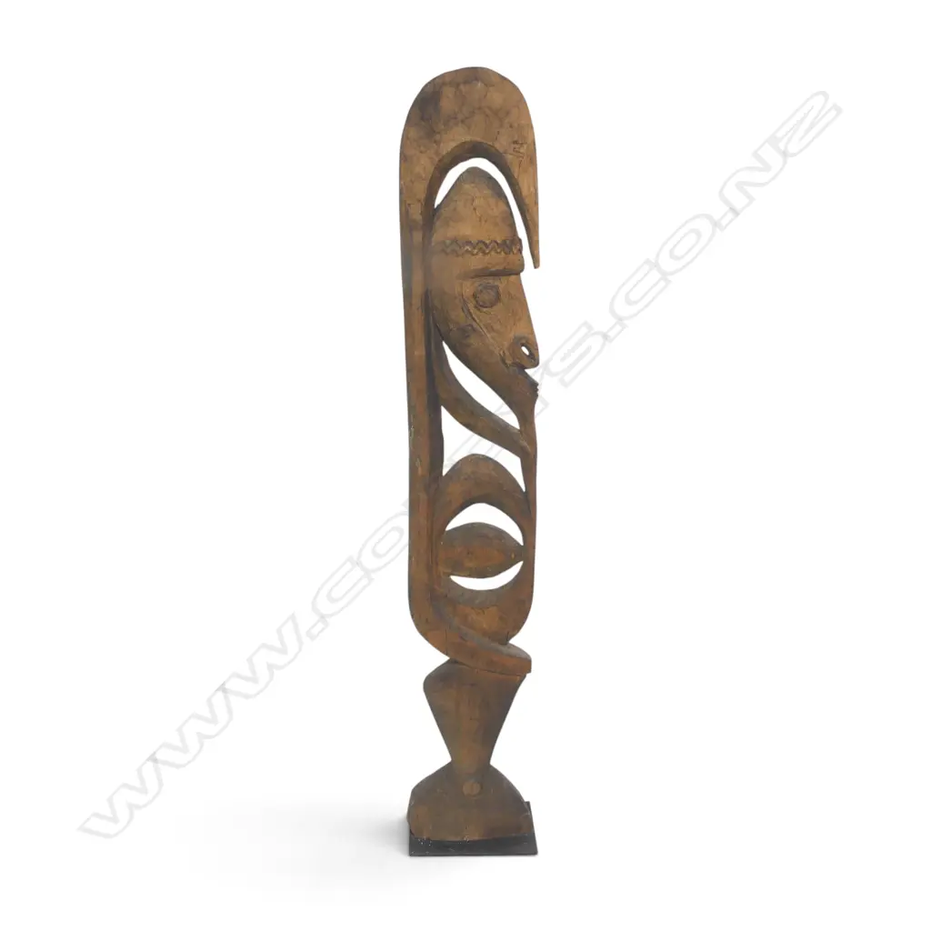 TRADITIONAL PNG YIPWON HOOK SPIRIT FIGURE MONTED ON METAL PLAQUE, SLIGHT DAMAGE ON THE RIGHT SIDE. H.850 x 140MM Image 1++