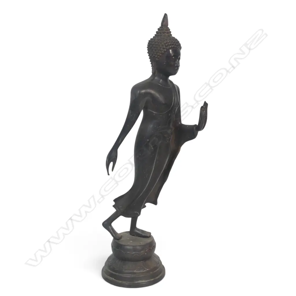 GRACEFUL DARK BRONZED THAI WALKING BUDDHA WITH ONE HAND RAISED FEARLESSNESSLY, STAMP TO THE BASE.H.400MM Image 1++