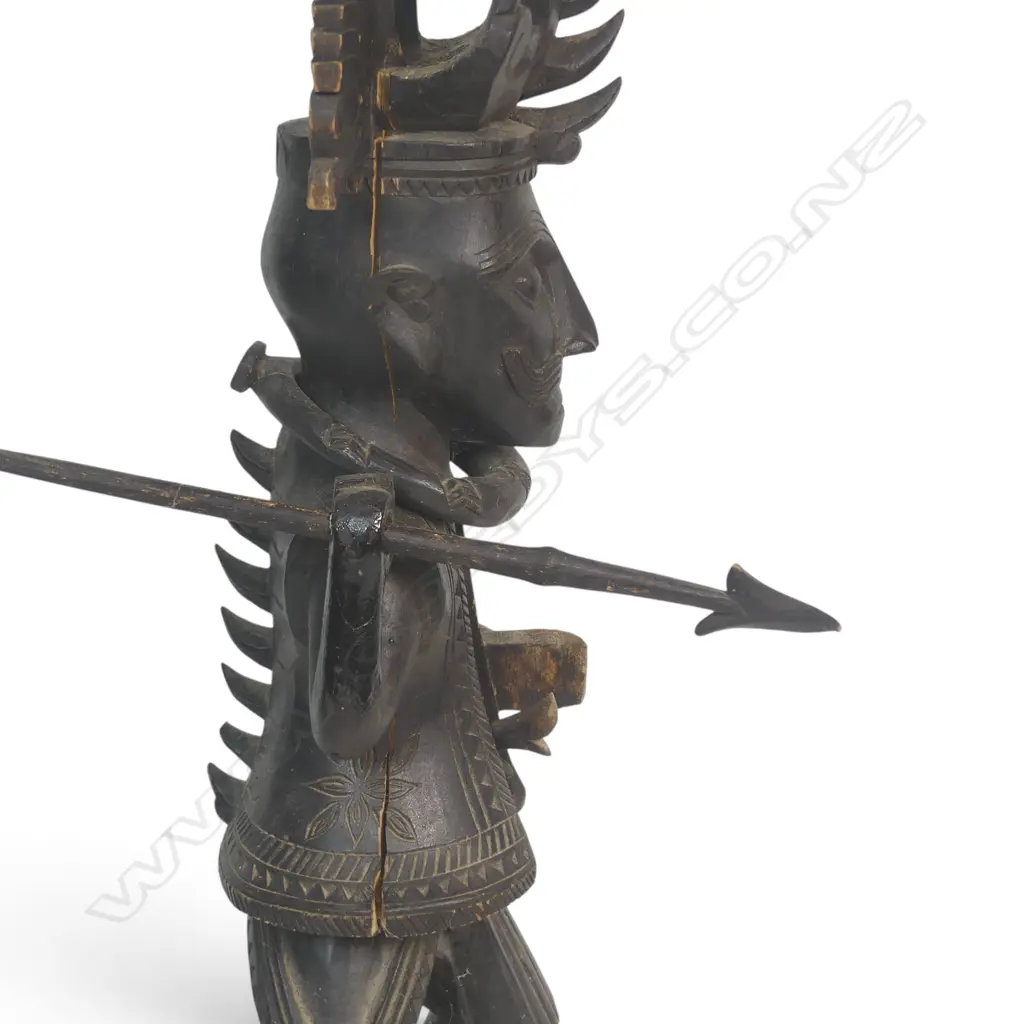 INDONESIAN CARVED WOODEN ANCESTRAL FIGURE SIRAHA SALAWA 'PROTECTIVE FATHER', CRACK TO LEFT SIDE, 530 X 150MM Image 1++