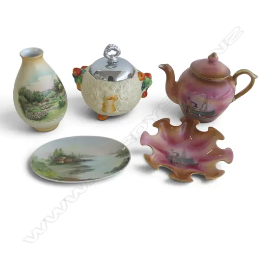 5 PCES OF CHINA Incl. 2 BAYREUTH etc