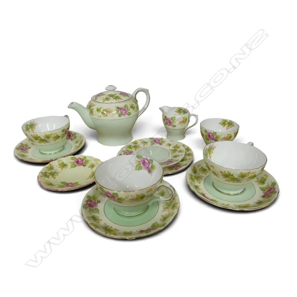 SHELLEY CHINA 3PC TEASET CSP 2C/SS 2 DISHES GREEN COLOURWAY PINK ROSE PAT Image 1++