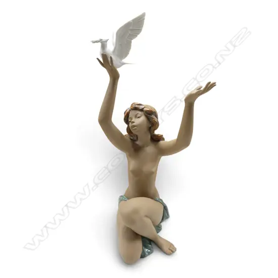 LLADRO 'PEACE OFFERING' FIGURINE w. box H.540mm