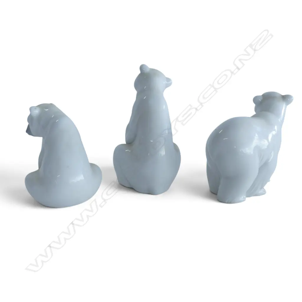 3 BOXED LLADRO POLAR BEAR FIGURINES H125mm Image 1++