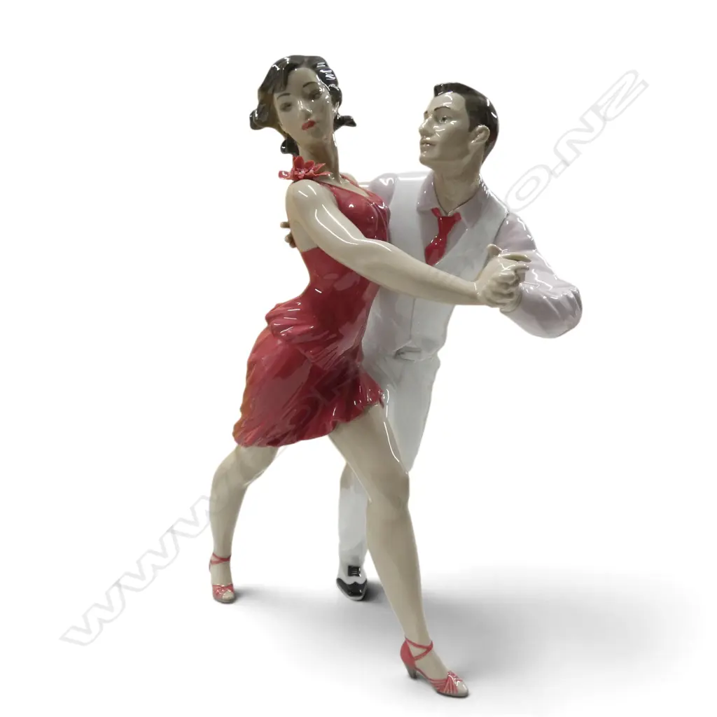 LLADRO 'SALSA' FIGURINE w. box H.360mm Image 1++