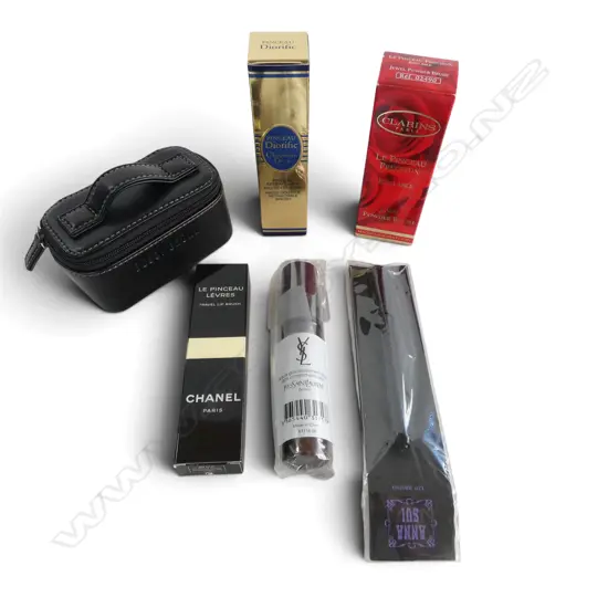 UNUSED TOP BRANDS MAKE-UP BRUSHES ETC