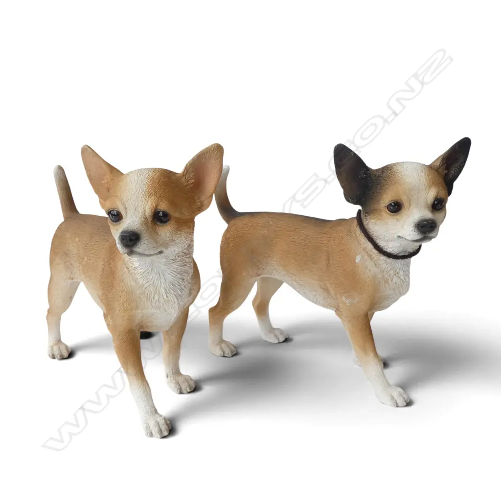 2 CHIHUAHUA DOG FIGURES Image 1++