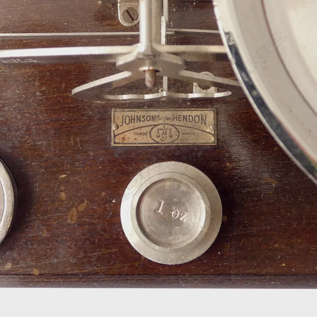 JOHNSONS OF HENDON PHOTOGRAPHIC BALANCE SCALE & W&J GEORGE & BECKER CASED SET OF WEIGHTS (ONE MISSING) Image 1++