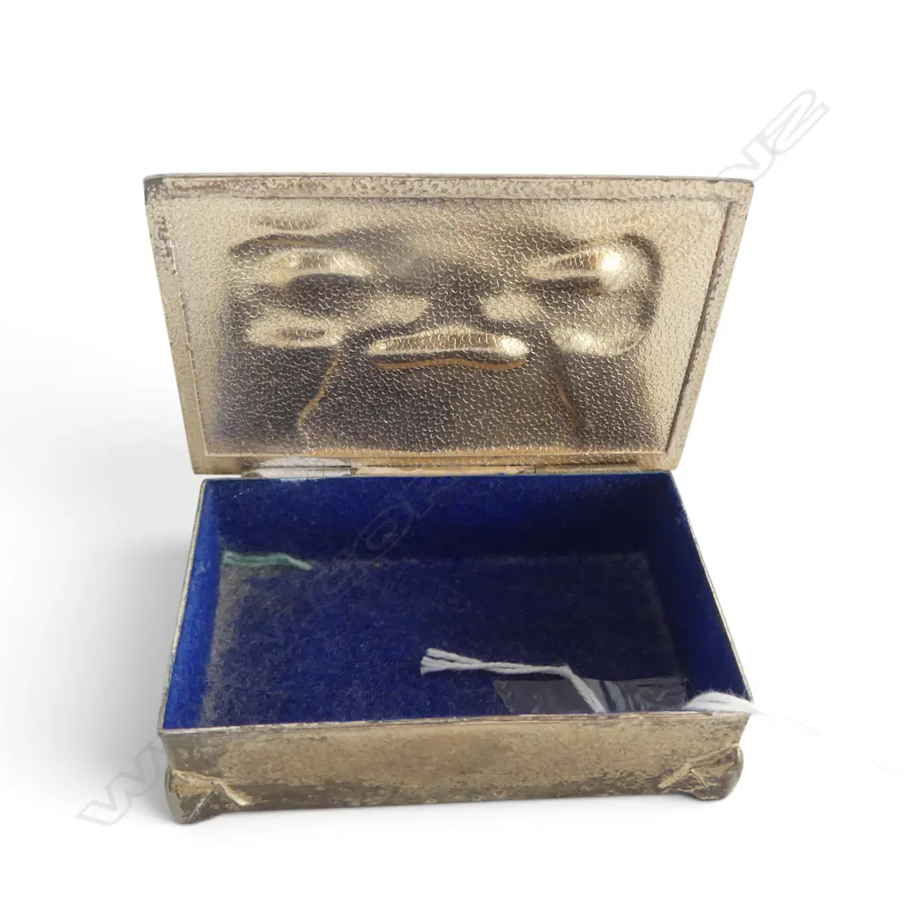 VINTAGE N.Z. SILVER METAL WHEKU BOX W.85mm  Image 1++