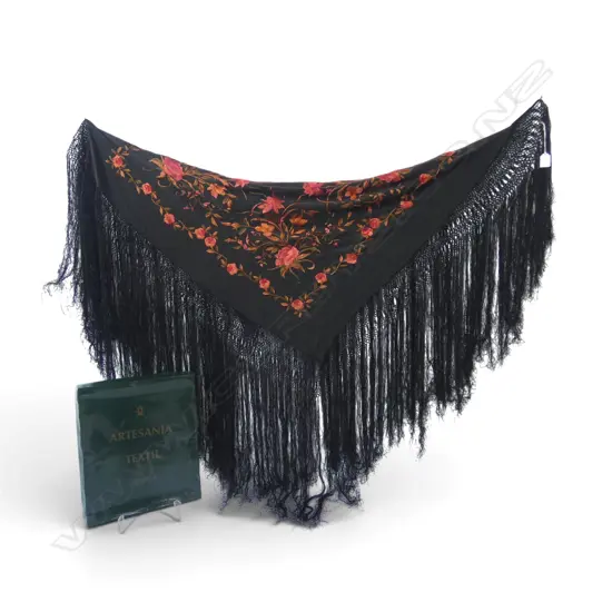 EMBROIDERED SPANISH SHAWL w. TASSELS