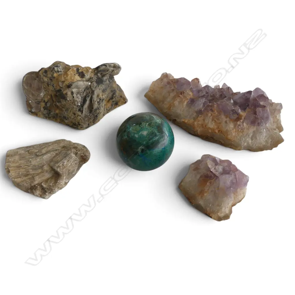 CHRYSOCOLLA POLISHED SPHERE, AMETHYST CRYSTAL & OTHER MINERAL STONE, L.55MM-150MM Image 1++