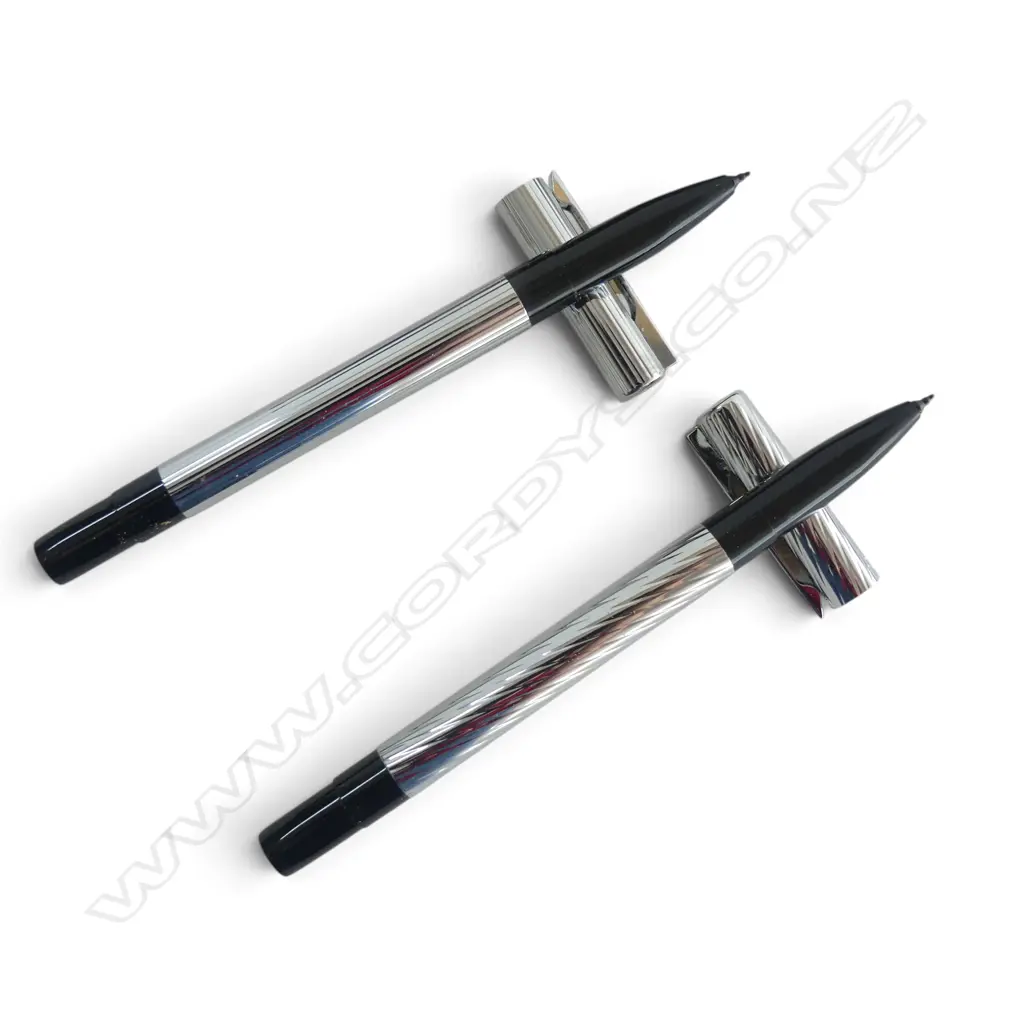 2 VINTAGE WATERMAN FRANCE FIBRE NIB PENS UNUSED IN CASES Image 1++