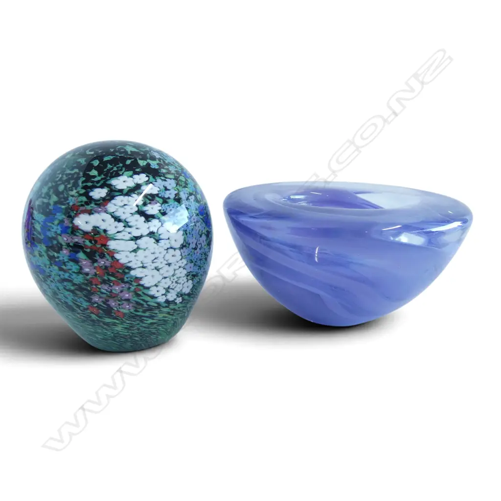 PETER RAOS, GARDEN SERIES PAPERWEIGHT AND SMALL PURPLE GLASS BOWL Image 1++