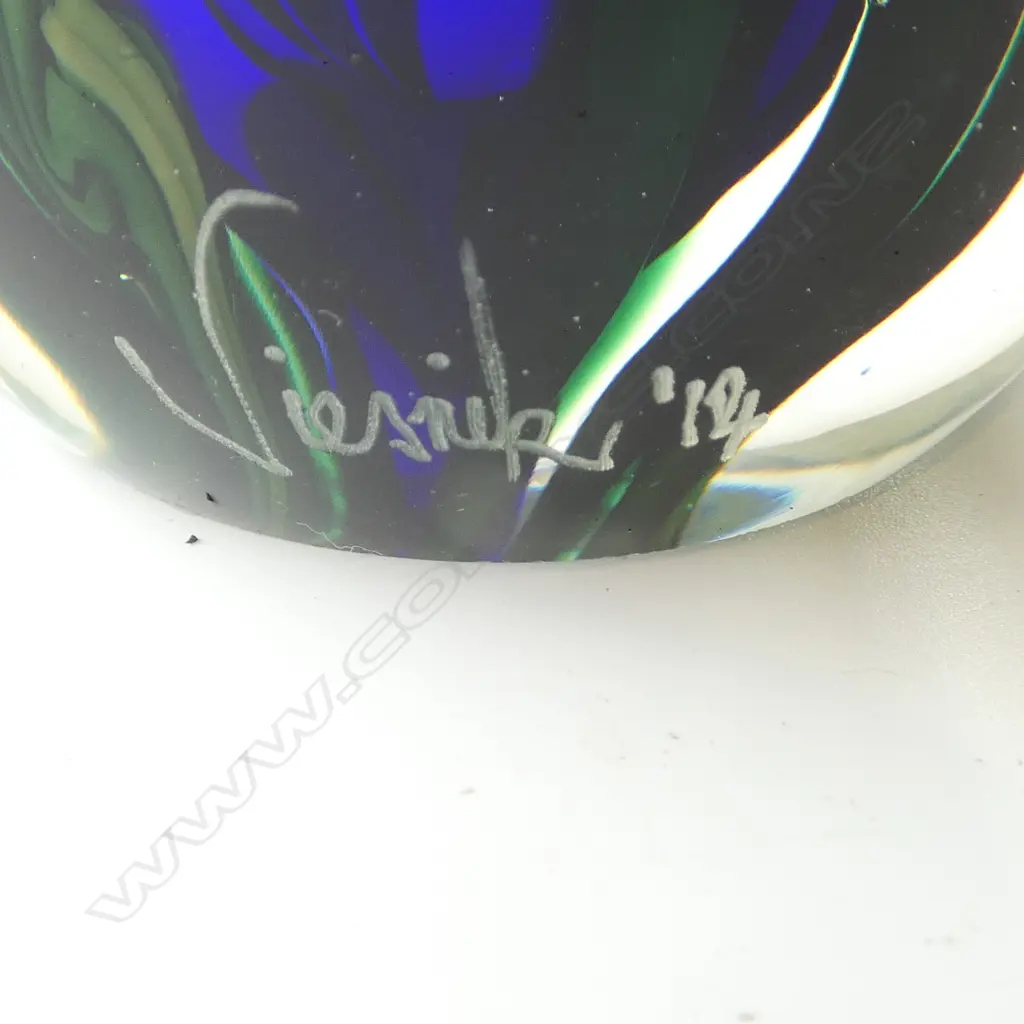 PETER VIESNIK LILY PAPERWEIGHT, SIGNED & DATED '14 H.110mm Image 1++