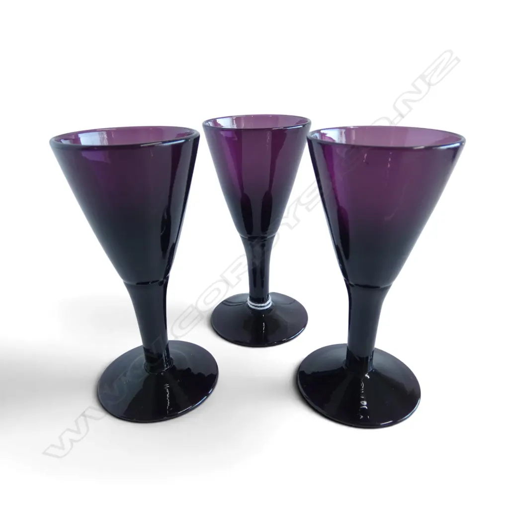 3 GEORGIAN AMETHYST GLASS TRUMPET GLASSES Image 1++