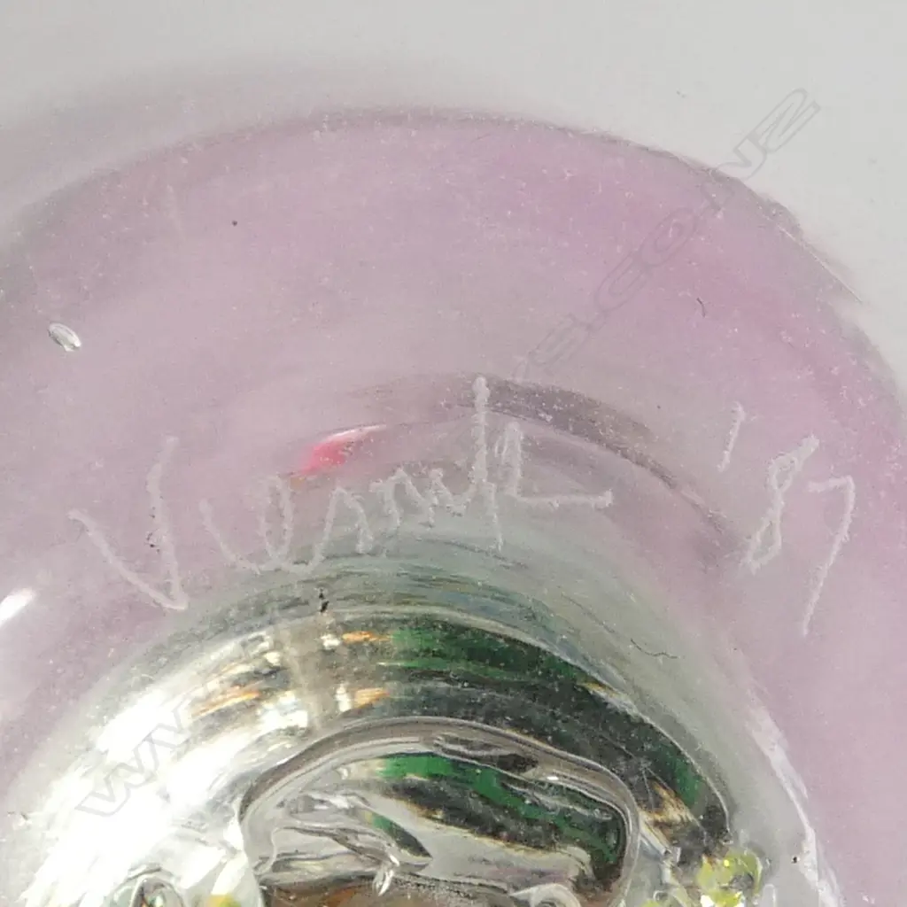 2 PETER VIESNIK STEMMED GLASSES (ONE SIGNED '87) H.230mm Image 1++
