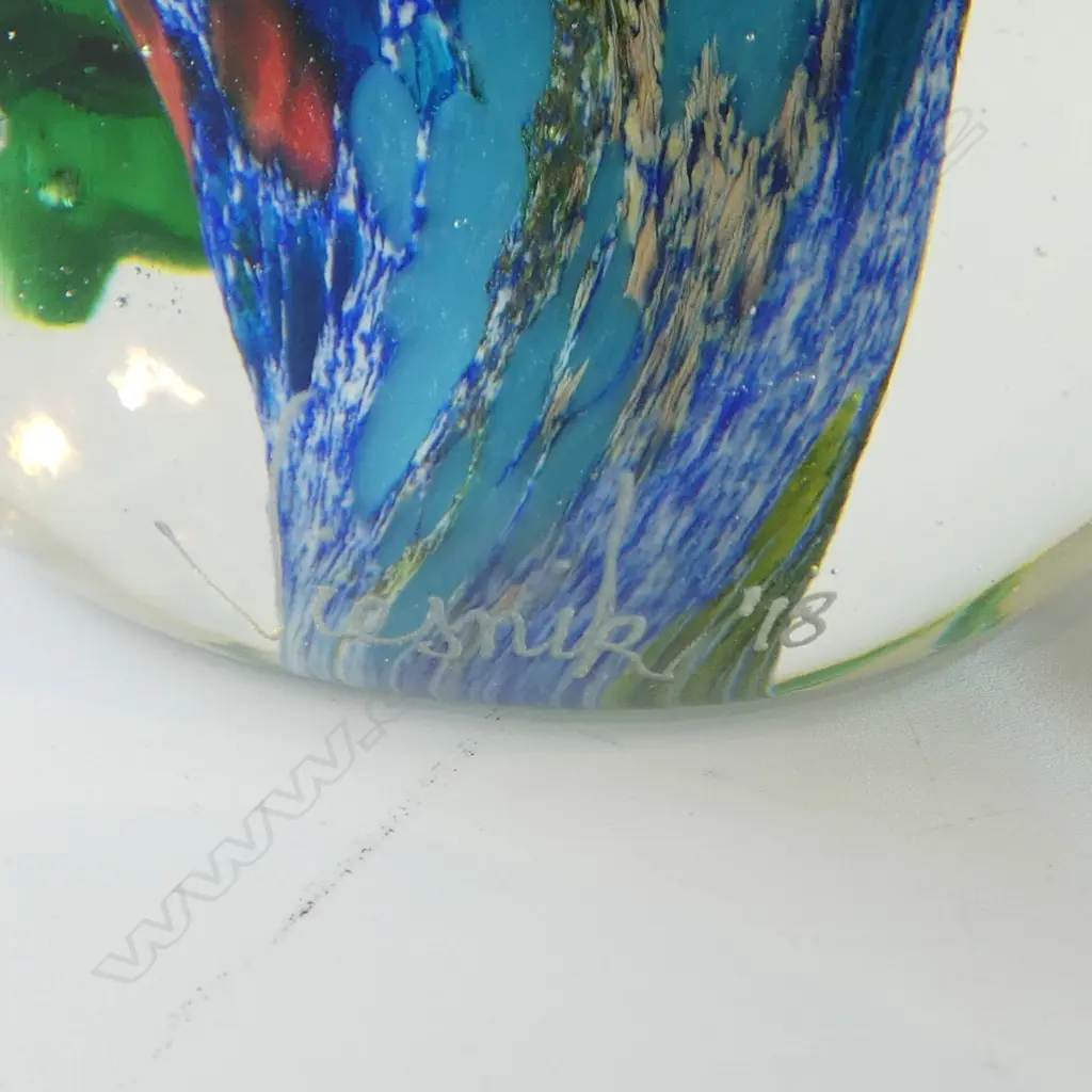 PETER VIESNIK MARINE FISH PAPERWEIGHT, SIGNED & DATED '18 H.110mm Image 1++