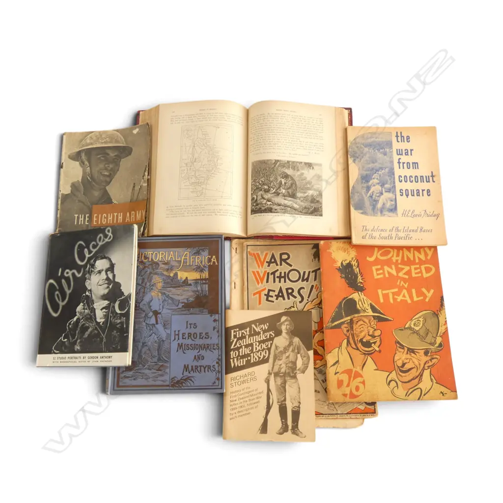 VINTAGE WAR PUBLICATIONS & 2 VINTAGE BOOKS Image 1++