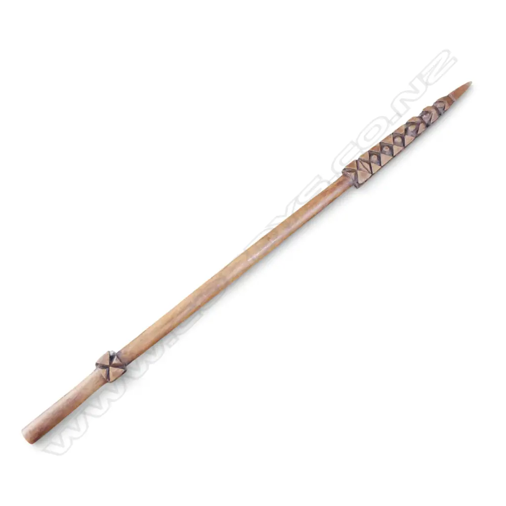 PACIFIC CARVED WOODEN CEREMONIAL SPEAR L.1040mm Image 1++