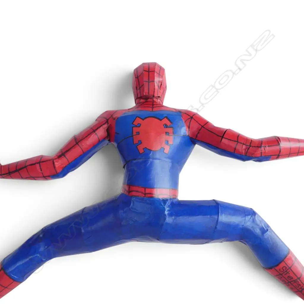 HAND MADE CARDBOARD SPIDERMAN BY STEFSKI NZ, SIGNED W.580mm Image 1++