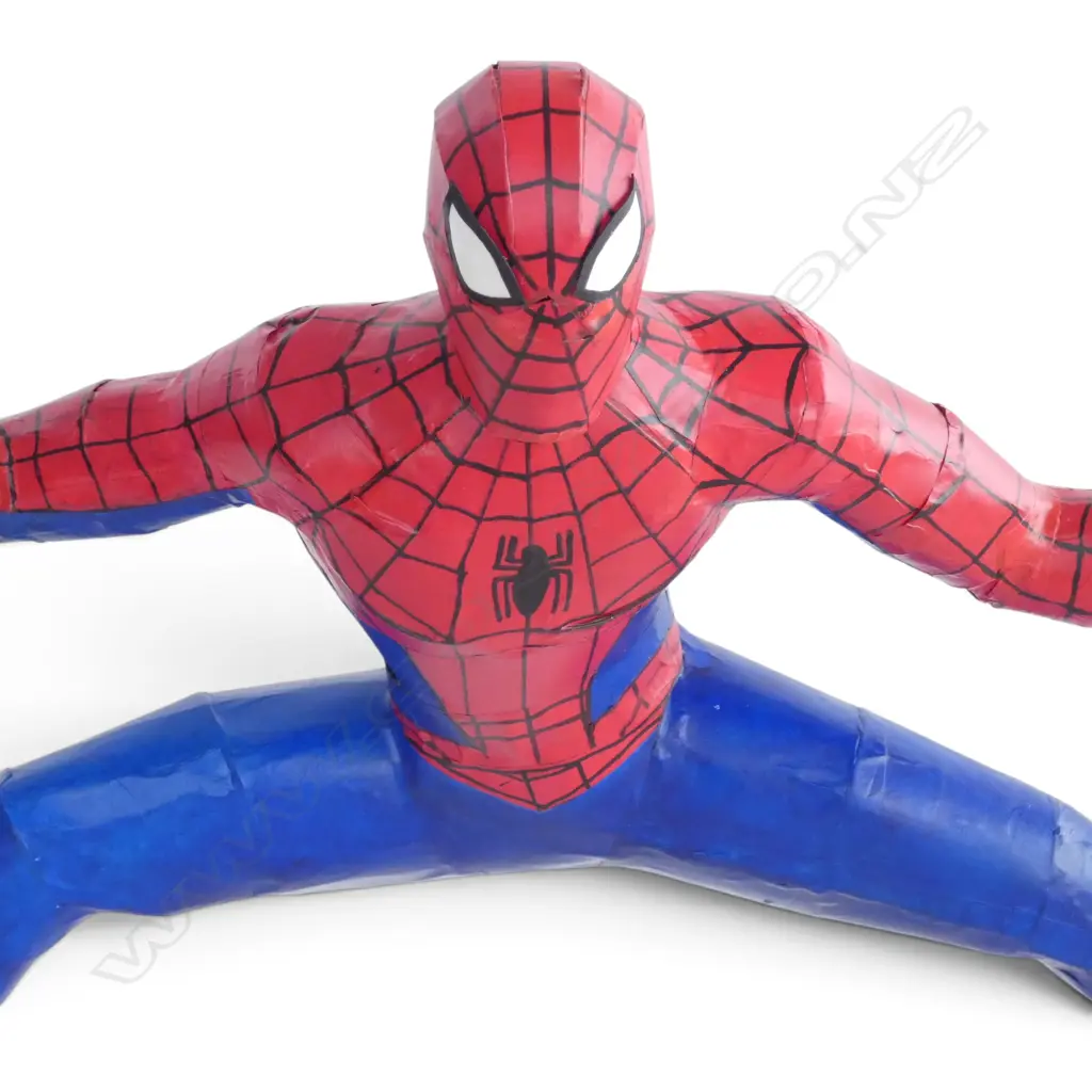 HAND MADE CARDBOARD SPIDERMAN BY STEFSKI NZ, SIGNED W.580mm Image 1++