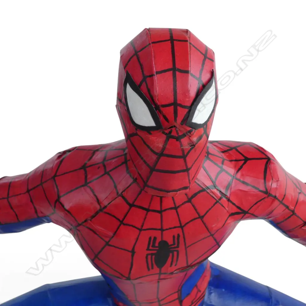 HAND MADE CARDBOARD SPIDERMAN BY STEFSKI NZ, SIGNED W.580mm Image 1++