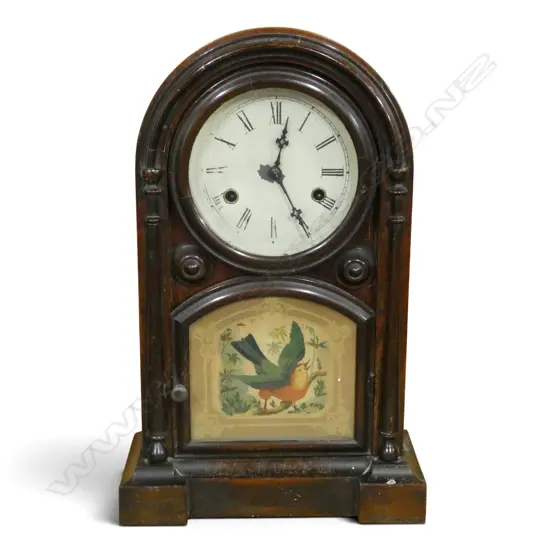 ANTIQUE AMERICAN GOTHIC SHAPED MANTLE CLOCK