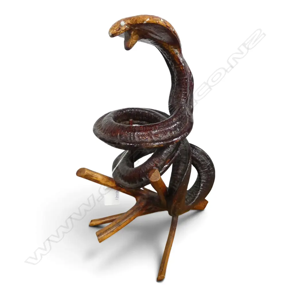 3D COBRA WOOD CARVING H330MM Image 1++