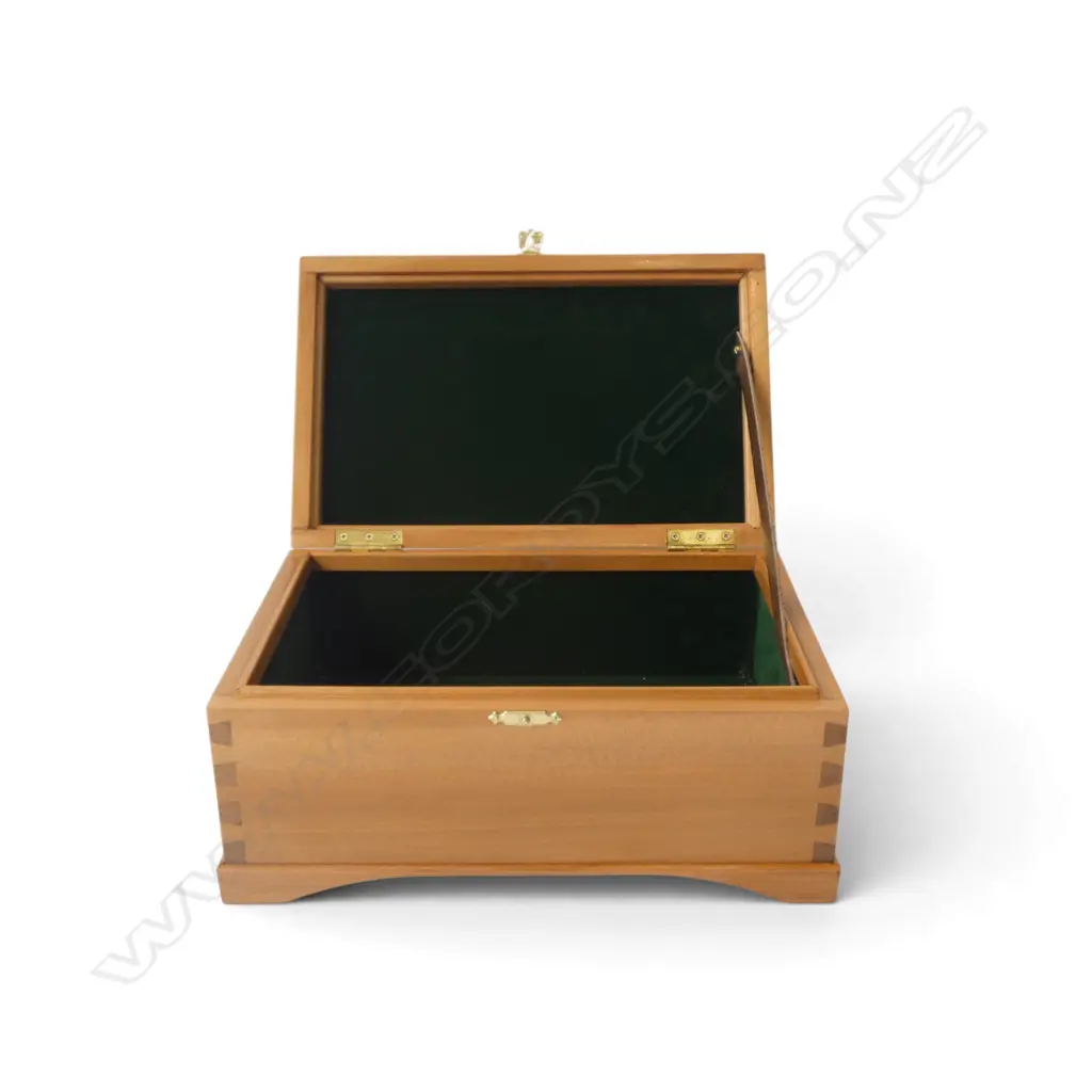 HAND MADE VELVET LINED SWAMP KAURI BOX W.285mm Image 1++