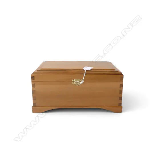 HAND MADE VELVET LINED SWAMP KAURI BOX W.285mm