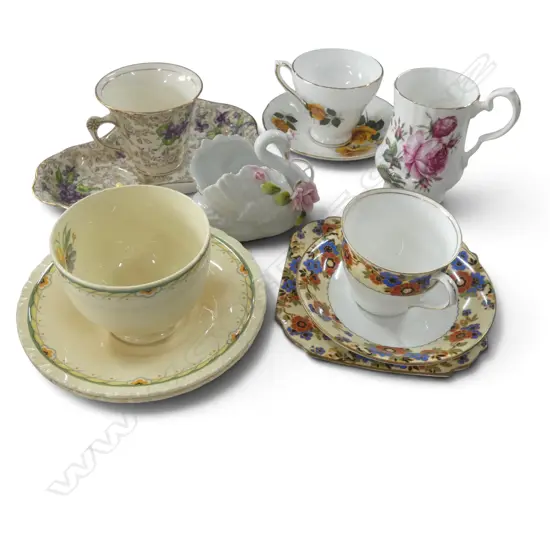 12 PCES OF CHINA