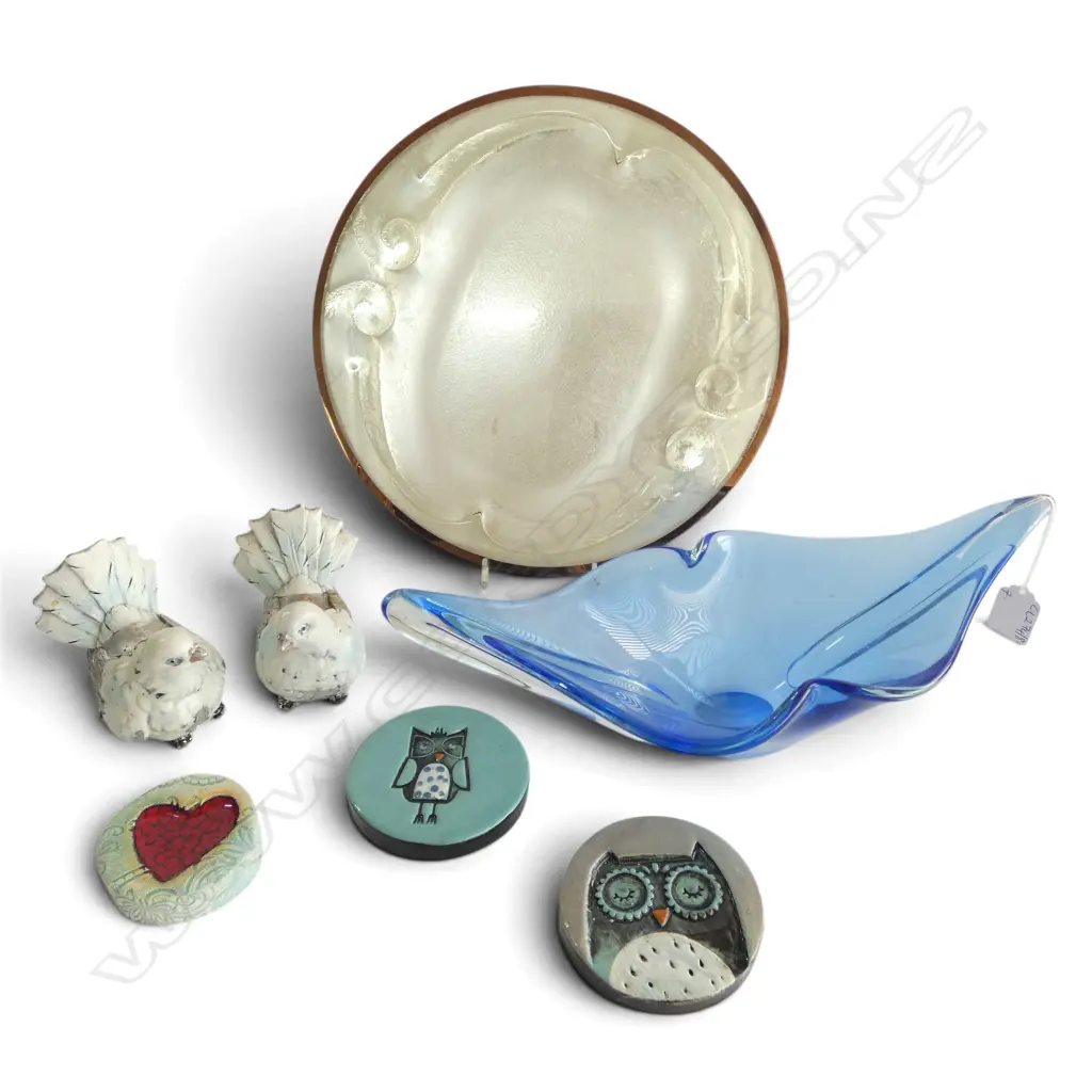 2 PCES ART GLASS W.355mm, 2 RESIN BIRDS, 3 STUDIO POTTERY ARTWORKS 90mm dia Image 1++