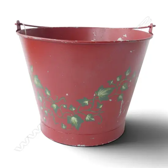 METAL BUCKET. H.265 MM