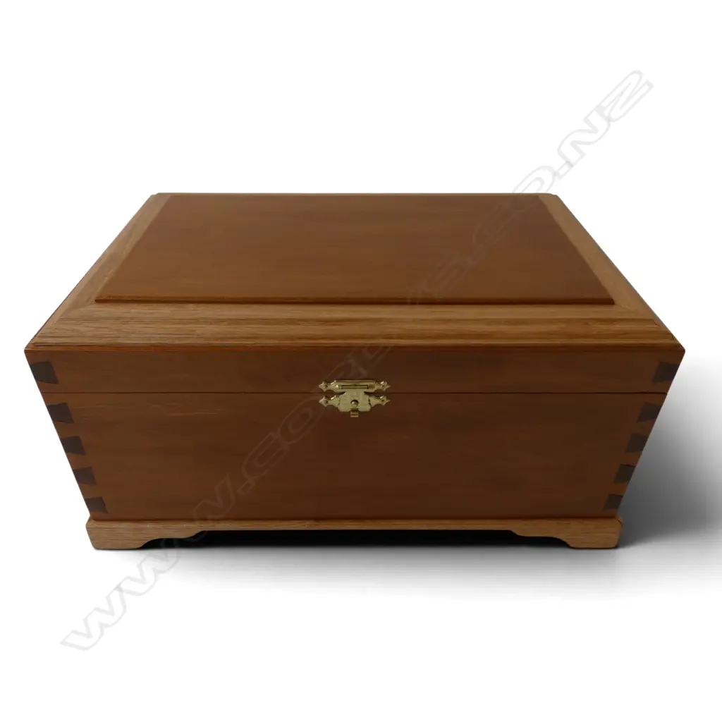 HAND MADE VELVET LINED SWAMP KAURI BOX W.290mm Image 1++