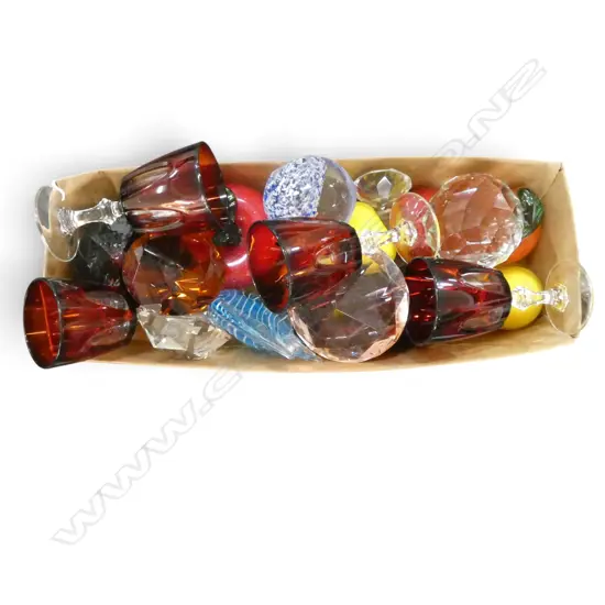 ASST. ART GLASS; 7 FRUIT & VEGETABLES ETC