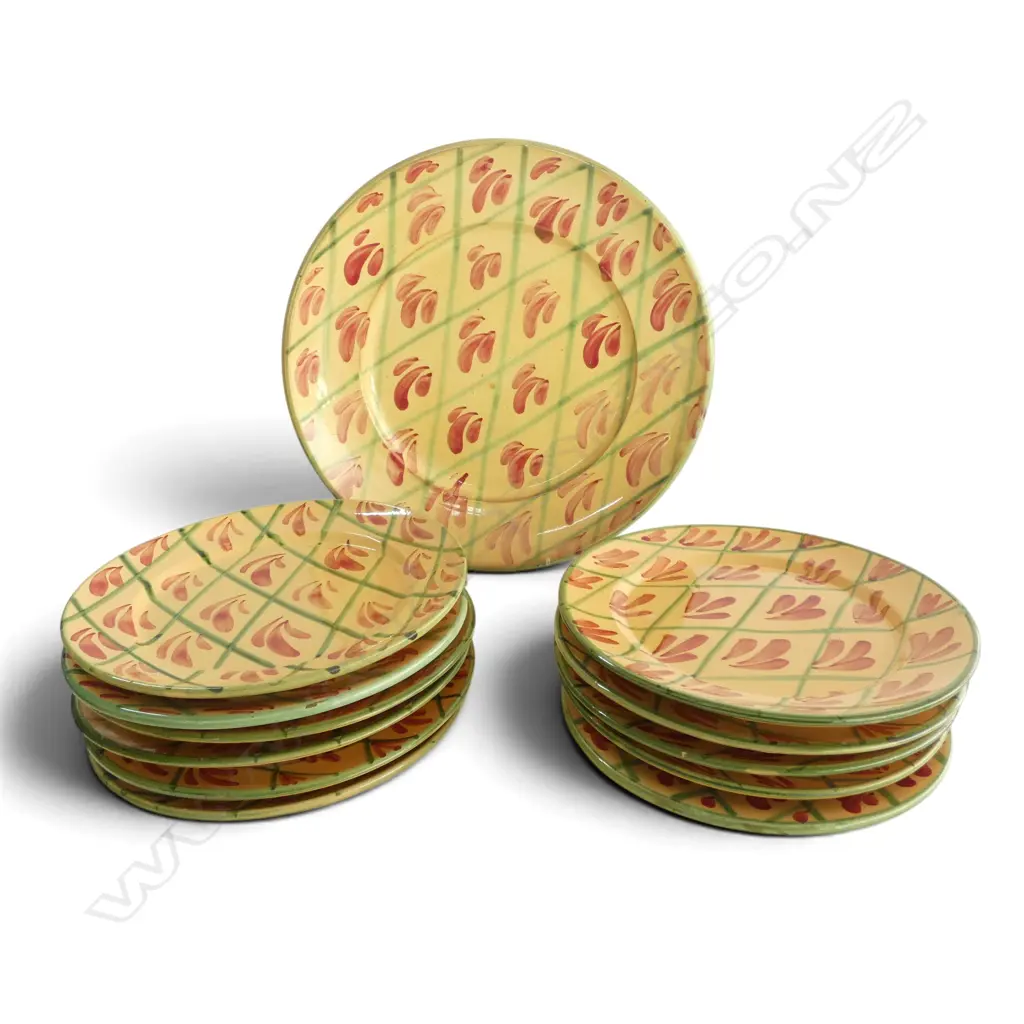 11 ITALIAN 'LAMAS' PLATES + PLATTER Dia.365mm Image 1++